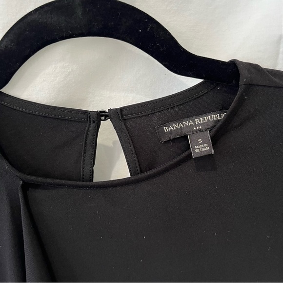 Banana Republic Black Slinky Shirt with Fun Detail Size Small - Picture 6 of 11